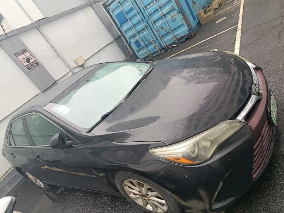 2016 Toyota Camry — GGE 200 DR
