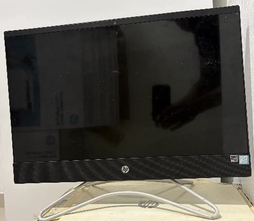 HP 200 G3 Ai0 Business Pc — RL/HO/000809